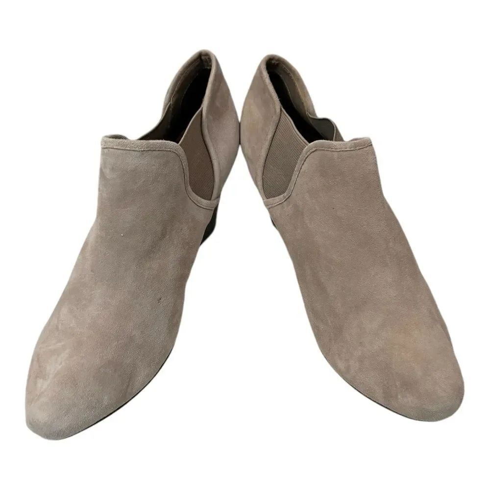 Vaneli Women's Jody Suede Leather Slip-on Heeled Ankle Boots Booties 8.5
